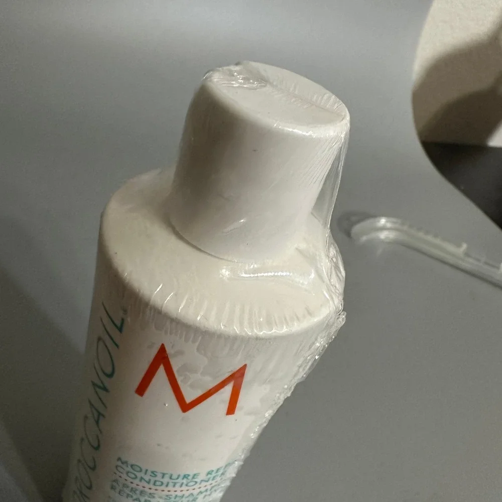 Moroccanoil Moisture Repair Conditioner 8.5oz 250ml Sealed Damaged Hair Care